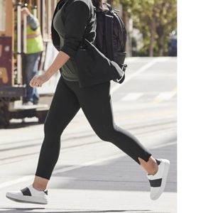 Athleta Stellar Crop Pant